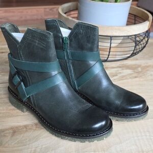 Eric Michael Dark Green Ankle Boots
